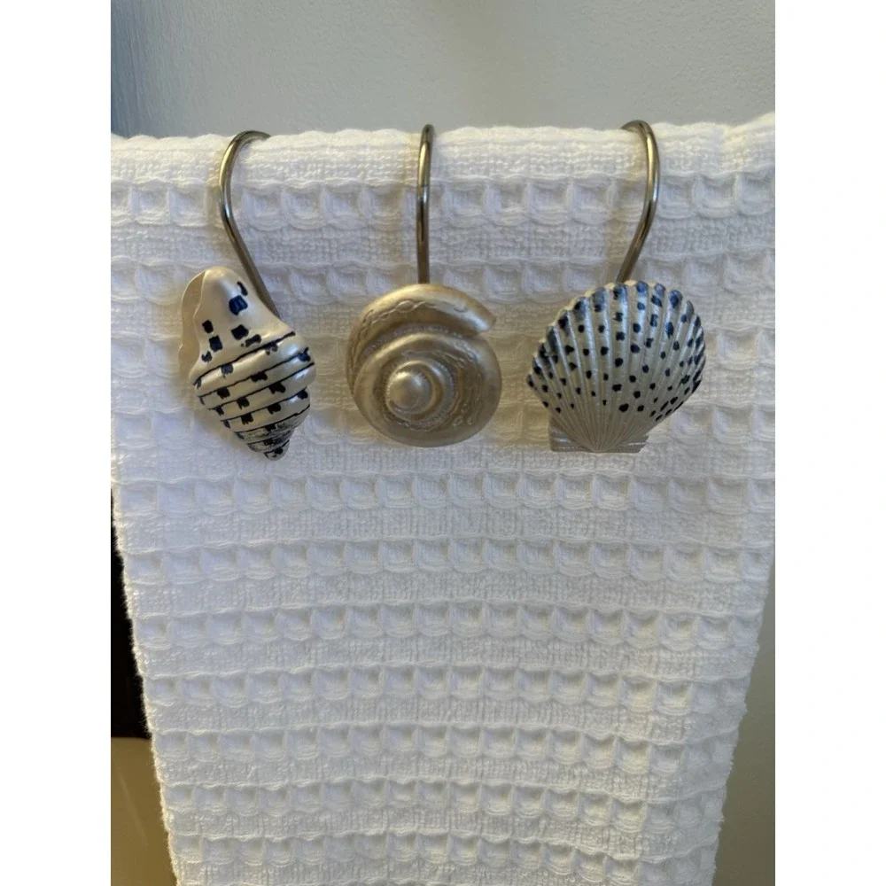 Vtg Seashell Shower Curtain Hooks Beach Nautical Bathroom Décor Resin 12 pc NWOT